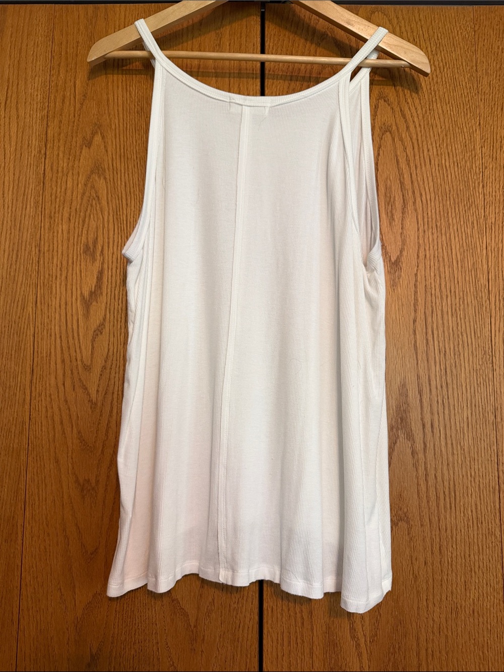 The Nines White Ribbed Button-Front Tank - Picture 2 of 4